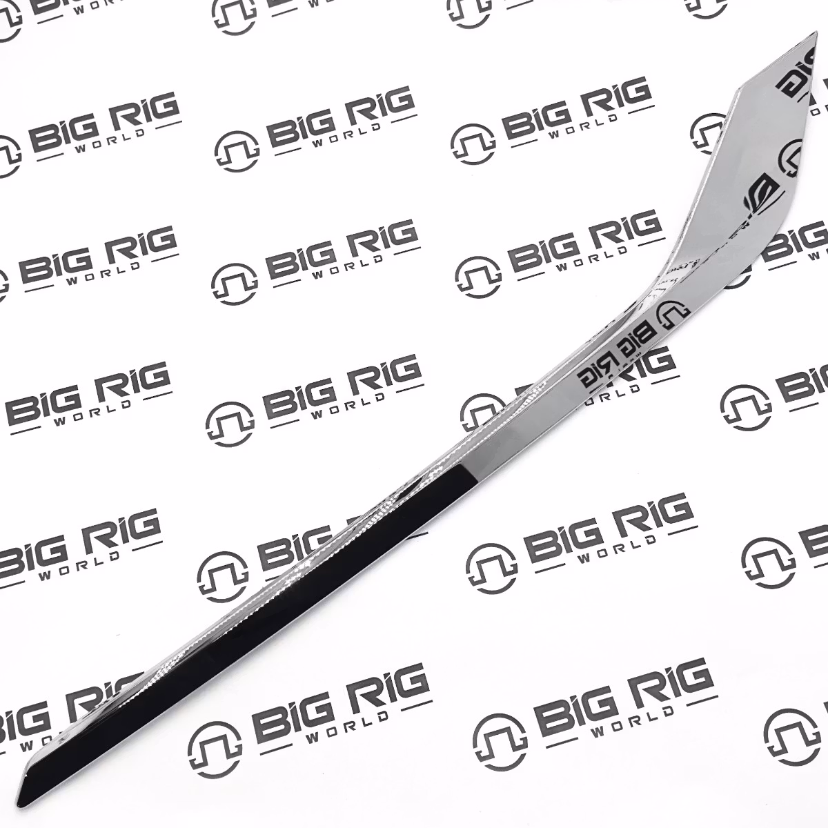 Bezel - Hood, Side L18-6026